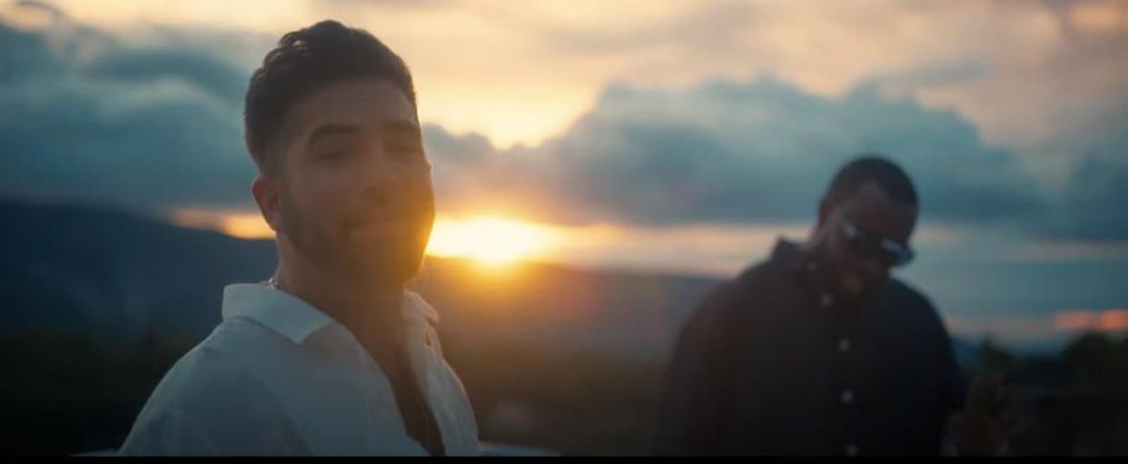 Kendji Girac et Gims dans le clip de 