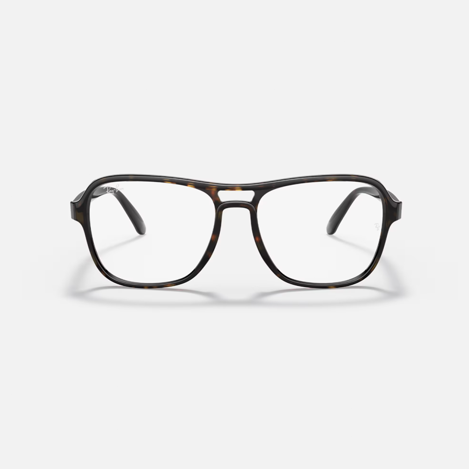 Men’s Glasses Trends 2024: Wire Frames, Oversized Silhouettes, & More