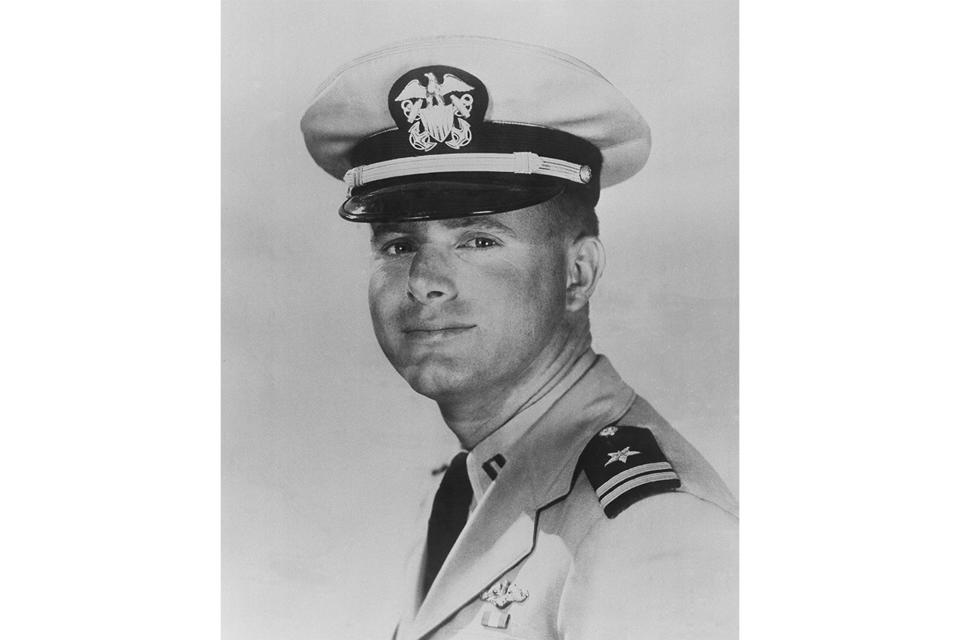 FILE - Navy Lt. Don Walsh is photographed on Jan. 23, 1960. Walsh, an explorer who in 1960 was part of a two-man crew that made the first voyage to the deepest part of the ocean — to the “snuff-colored ooze” at the bottom of the Mariana Trench — has died. He was 92. Walsh died Sunday, Nov. 12, 2023, at his home in Myrtle Point, Ore., his daughter, Elizabeth Walsh, said Monday, Nov. 20. (AP Photo, File)