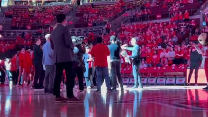 Watch Ohio State honor its senior class before hosting Michigan