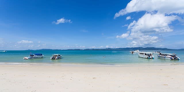 Koh Naka Yai Island. (Photo: Wikimedia Commons)