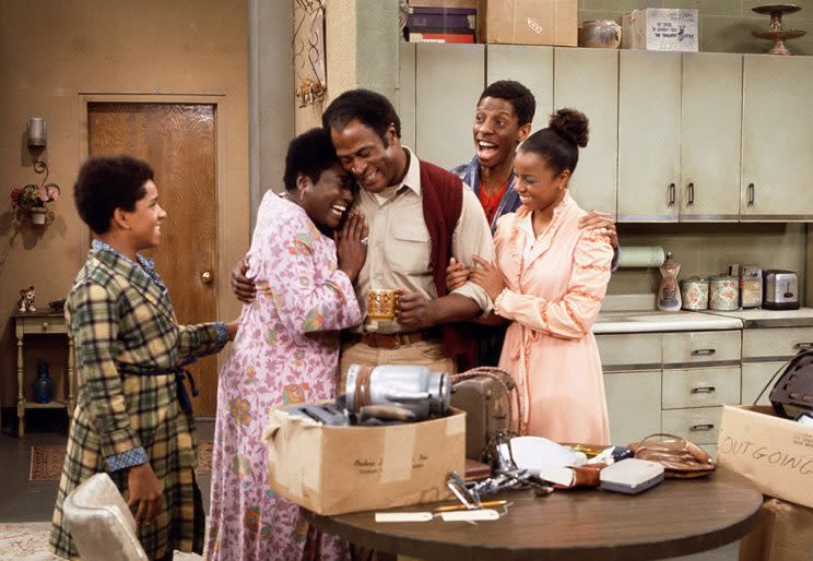 Ralph Carter as Michael Evans, Esther Rolle as Florida Evans, John Amos as James Evans, Jimmie Walker as J.J. Evans, and BernNadette Stanis as Thelma Evans in Good Times. (Photo by CBS Photo Archive/Getty Images)