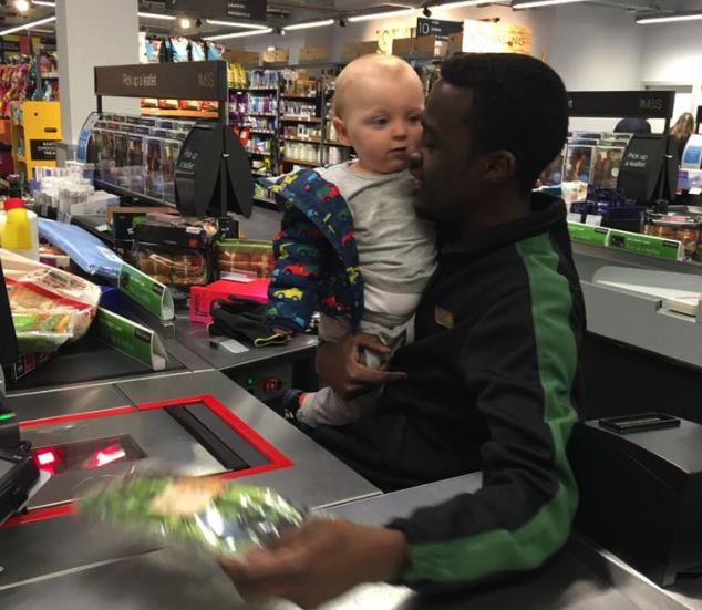 The adorable moment occurred at a M&S store in Uddingston (Picture: Lauren Walker)