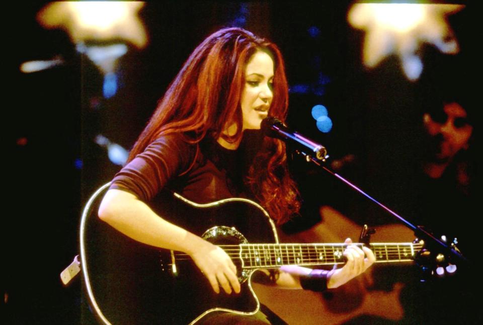 At the beginning of the 21st century Shakira performed her hits for MTV Unplugged, an album that many fans and critics consider her best work to date. She went on to receive the Grammy for Best Latin Pop Album for it.     