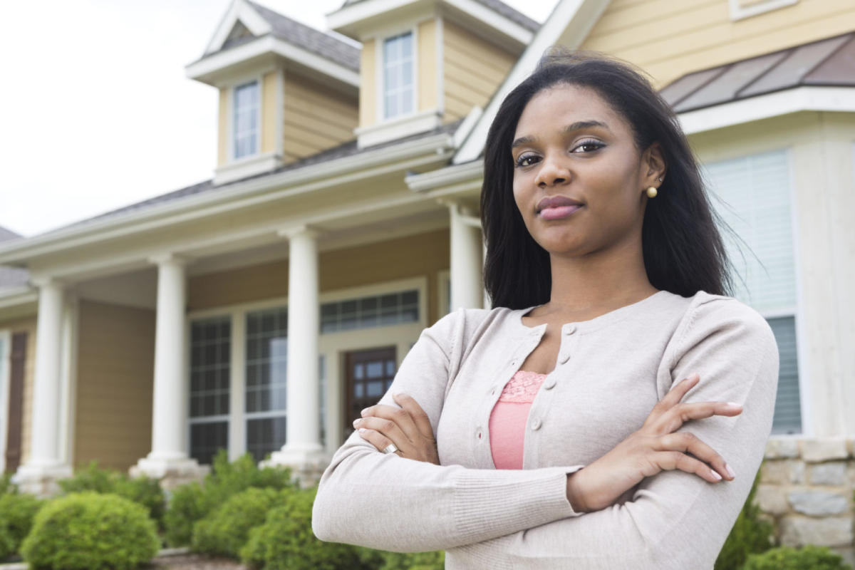 Black Woman Claims People Are ‘offering Half A Million Below Value For Her Inherited Home 