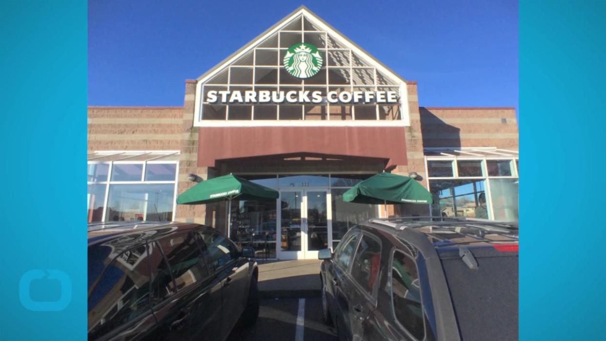 Starbucks Is Going to Pay for All Its Employees to Go to College