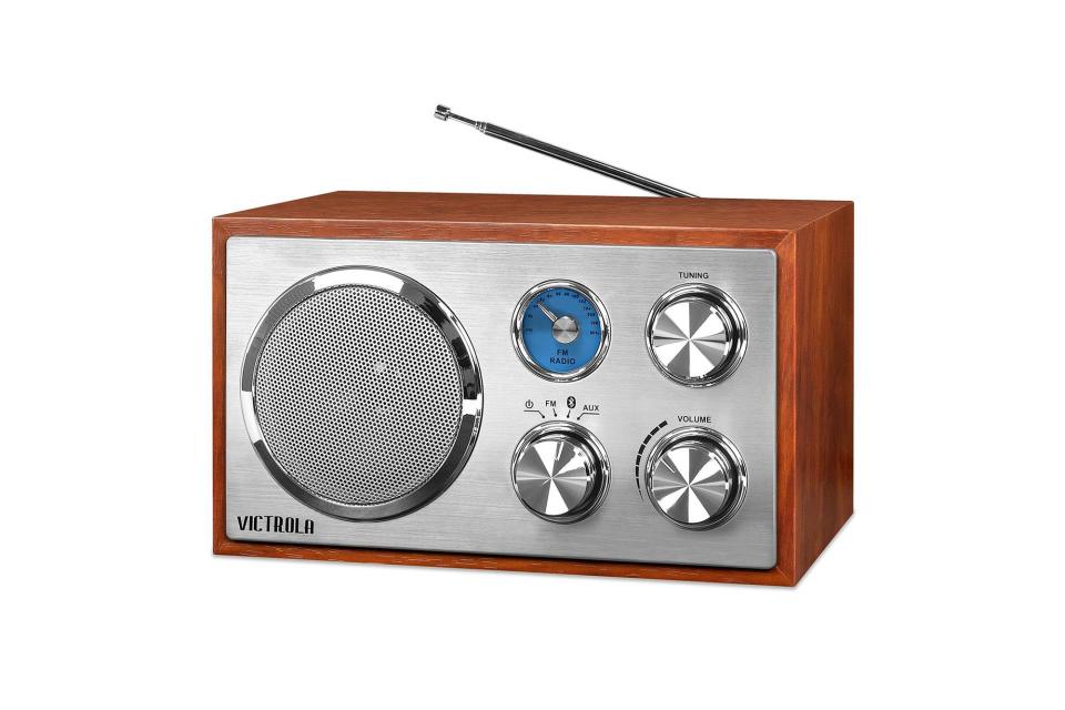Wooden Desktop Bluetooth Radio
