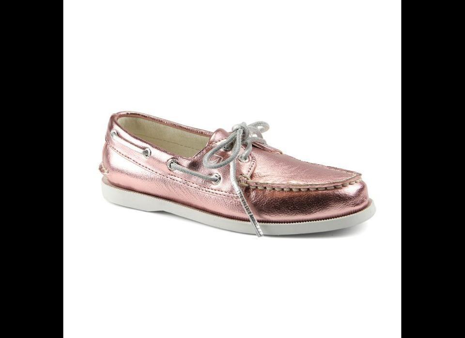 <strong>TO BUY:</strong> <a href="http://www.sperrytopsider.com/store/SiteController/sperry/productdetails?catId=cat90050DM&productId=7-138425&skuId=***7********CG39781*M090&stockNumber=CG39781&showDefaultOption=true&subCatId=cat500342&subCatTabId=&viewall=" target="_hplink">Girl's A/O Metallic Boat Shoes by Sperry Top-Sider, $39.99</a>