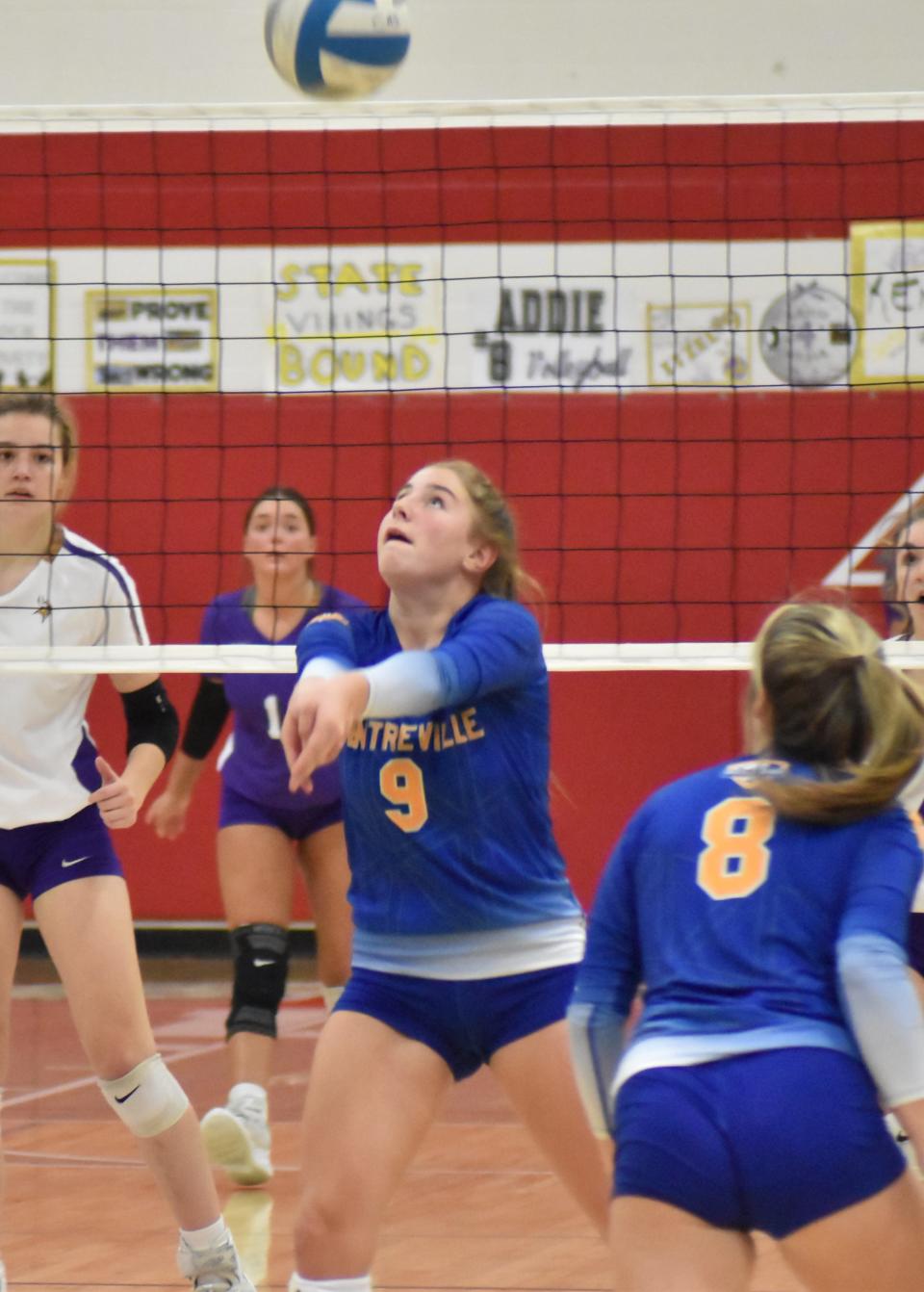 Centreville's Kali Evans (9) eyes a bump versus Bronson on Thursday night.