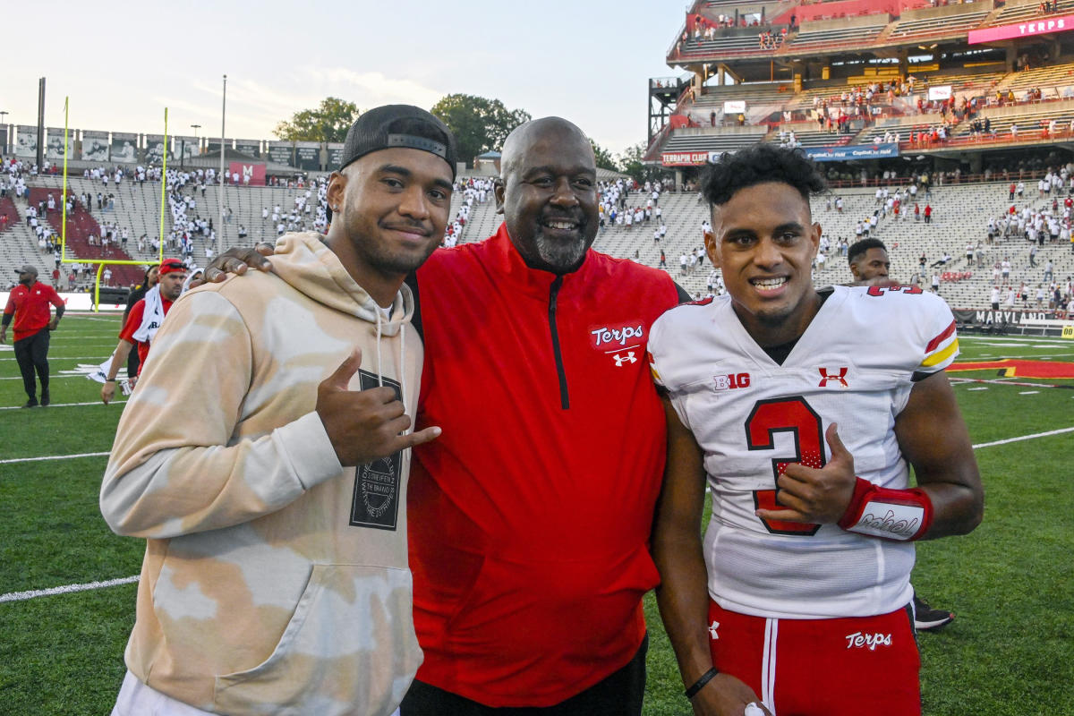 Taulia Tagovailoa accounts for 4 first-half touchdowns in Maryland's 38-6  win over Towson - Newsday