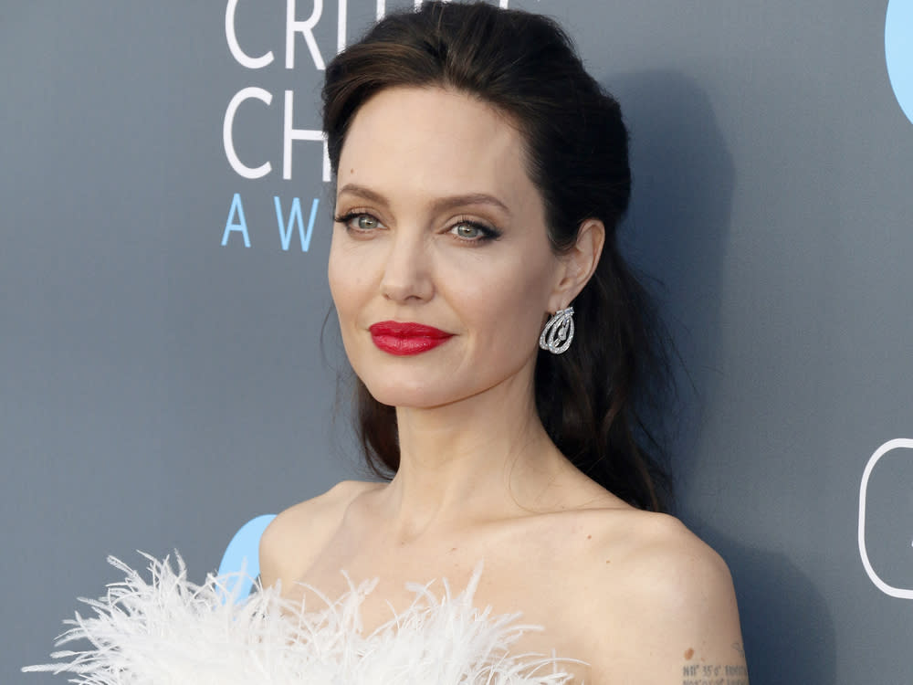 Angelina Jolie hat über ihren ausgeprägten Mutterinstinkt gesprochen. (Bild: Tinseltown/shutterstock.com)