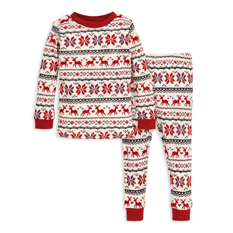 Best Pattern: Burt’s Bees Baby Dashing Deer Pajamas