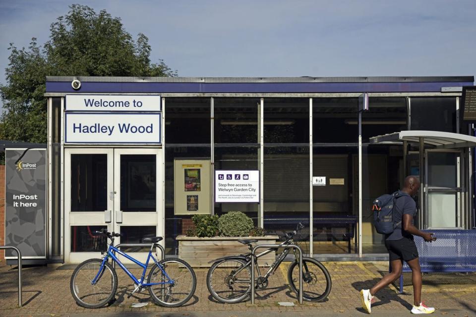 Hadley Wood station is in Zone 6 (Daniel Lynch)
