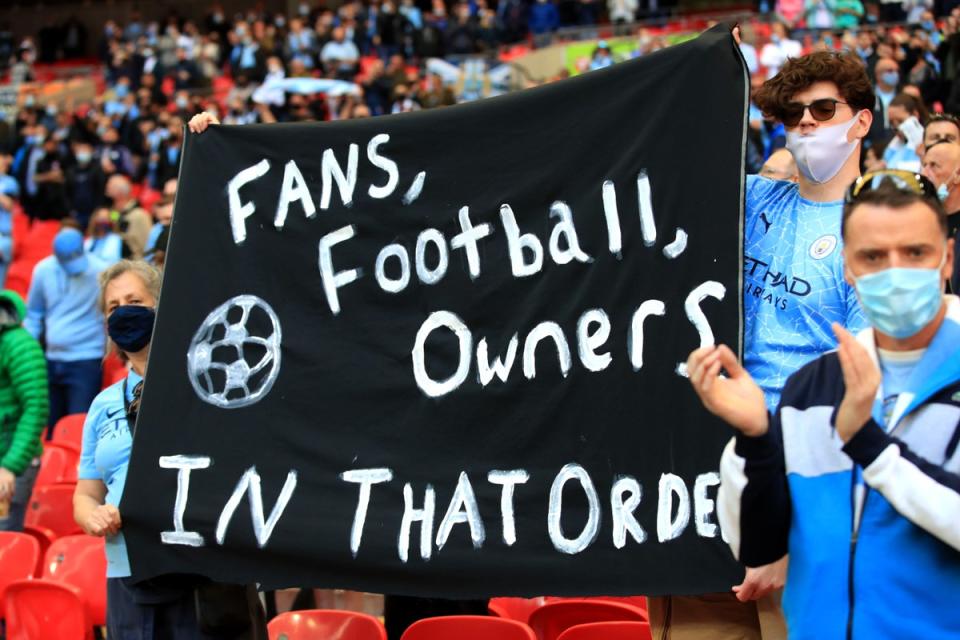 Fans protest (Adam Davy/PA) (PA Archive)