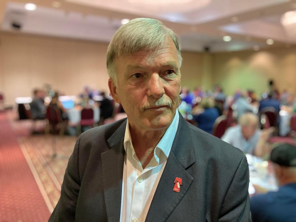 CUPE New Brunswick president Steve Drost, seen with dozens of bargaining team members. By next week, more than 22,000 workers from 10 locals of the Canadian Union of Public Employees expect to hold strike votes.