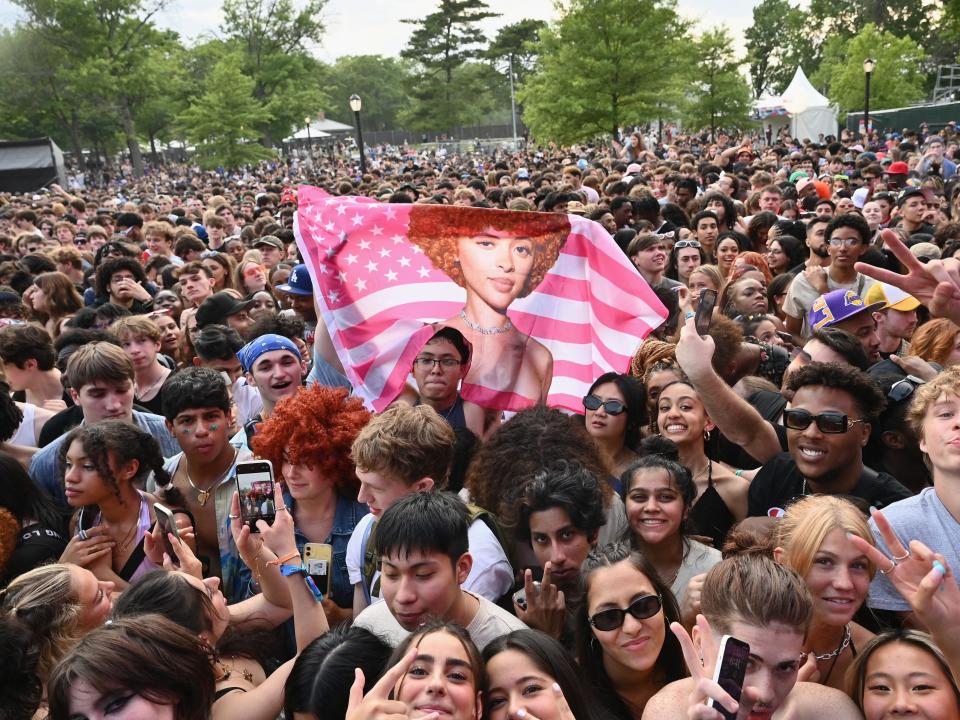 ice spice fans gov ball