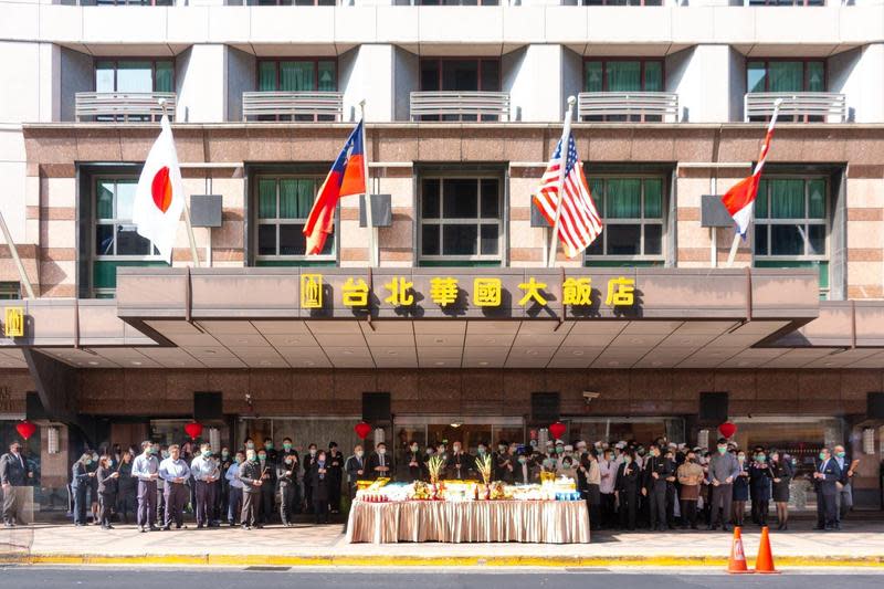 不敵新冠疫情影響，擁有54年歷史、位於林森北路的「台北華國大飯店」將於10月31日熄燈。（翻攝自台北華國大飯店臉書）
