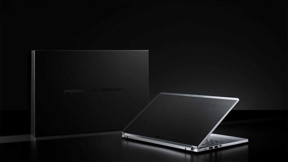 Porsche Design & Acer聯合推出帶有賽事風格的「Book RS」筆電 