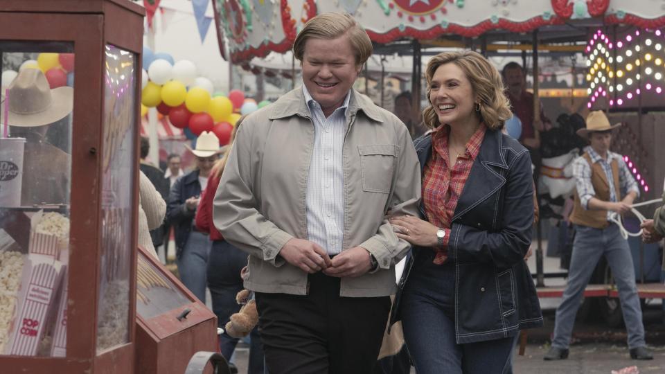 Jesse Plemons as Allan Gore and Elizabeth Olsen as Candy Montgomery in "Love & Death," which was filmed in the Austin area.