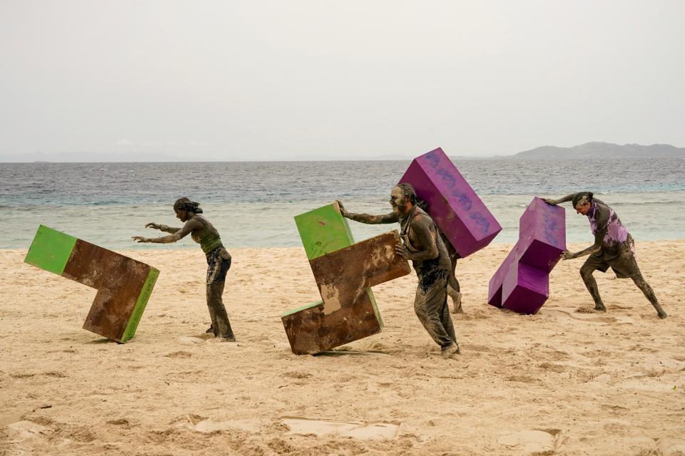 (L-R): Jem Hussain-Adams, Ben Katzman, and David “Jelinsky” Jelinksy on ‘Survivor 46’ (CBS)