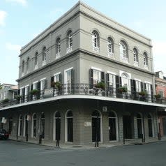 the three-story lalaurie mansion 