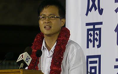 PAP candidate for Hougang Desmond Choo said that talking about his chances of winning is a distraction from serving the residents. (Yahoo! photo/ Faris Mokhtar).