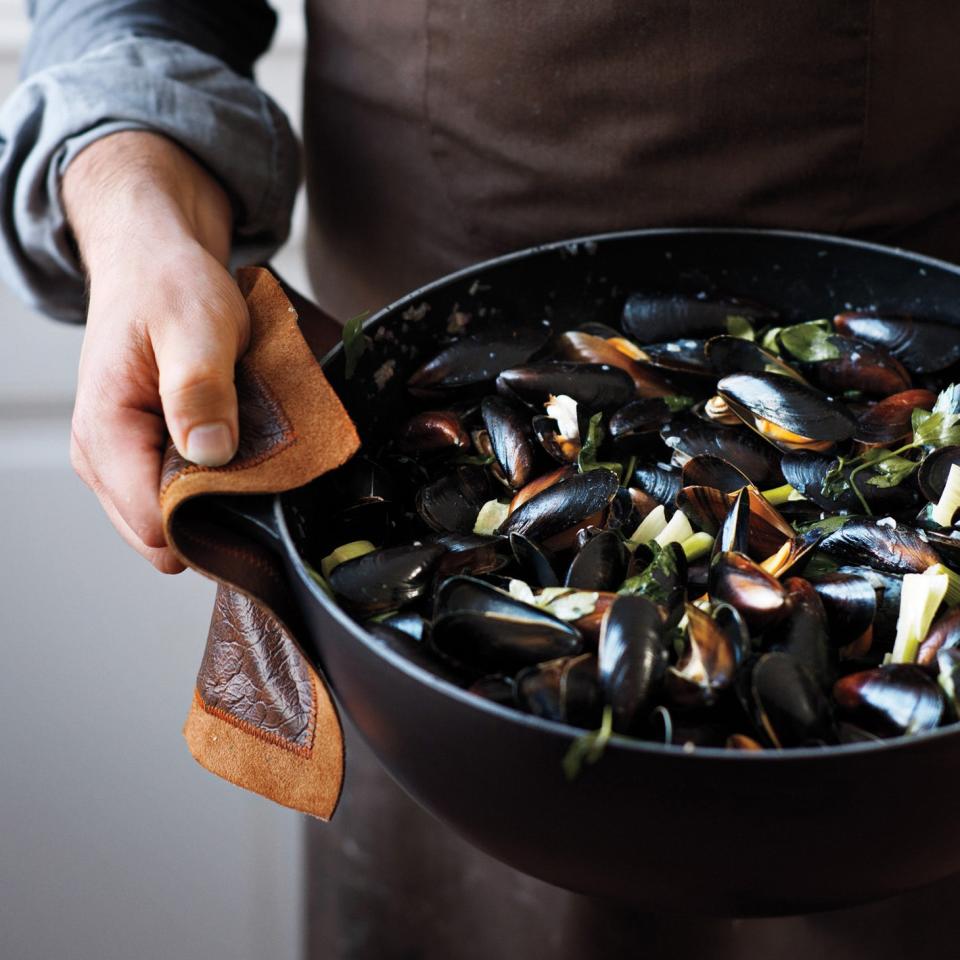 Mussels with Fennel and Lovage