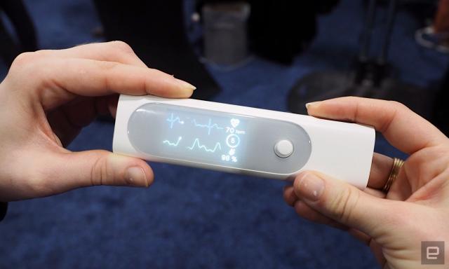 Withings' BeamO is an all-in-one thermometer, ECG and stethoscope