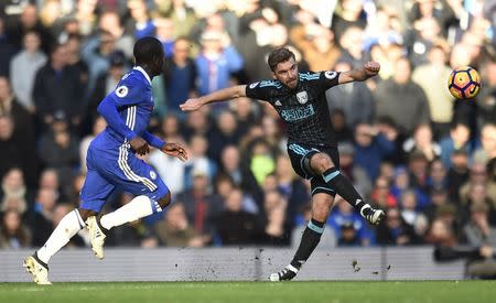 Football Soccer Britain - Chelsea v West Bromwich Albion - Premier League - Stamford Bridge - 11/12/16 West Bromwich Albion's James Morrison in action with Chelsea's N'Golo Kante Action Images via Reuters / Clodagh Kilcoyne