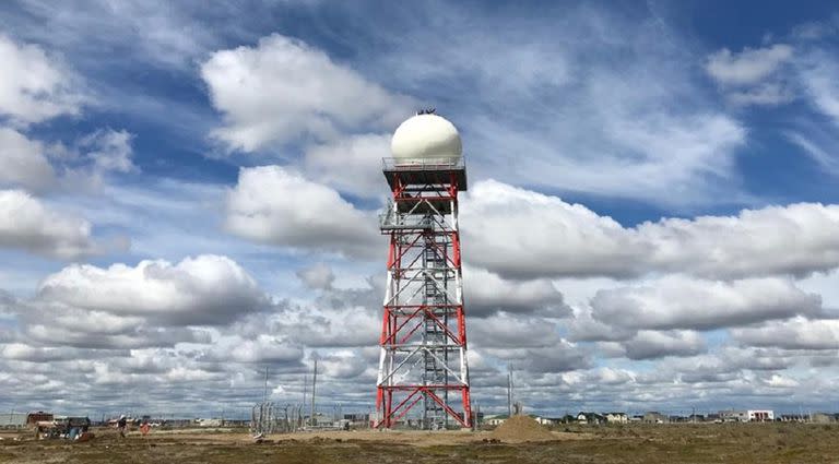 El Servicio Meteorológico Nacional duplicará la cantidad de radares meteorológicos entre este año y el que viene. La empresa rionegrina INVAP será la responsable de fabricar e instalar los 10 nuevos radares de diseño nacional que permitirán cubrir el 70% del territorio nacional para mejorar la eficiencia de los pronósticos de corto plazo