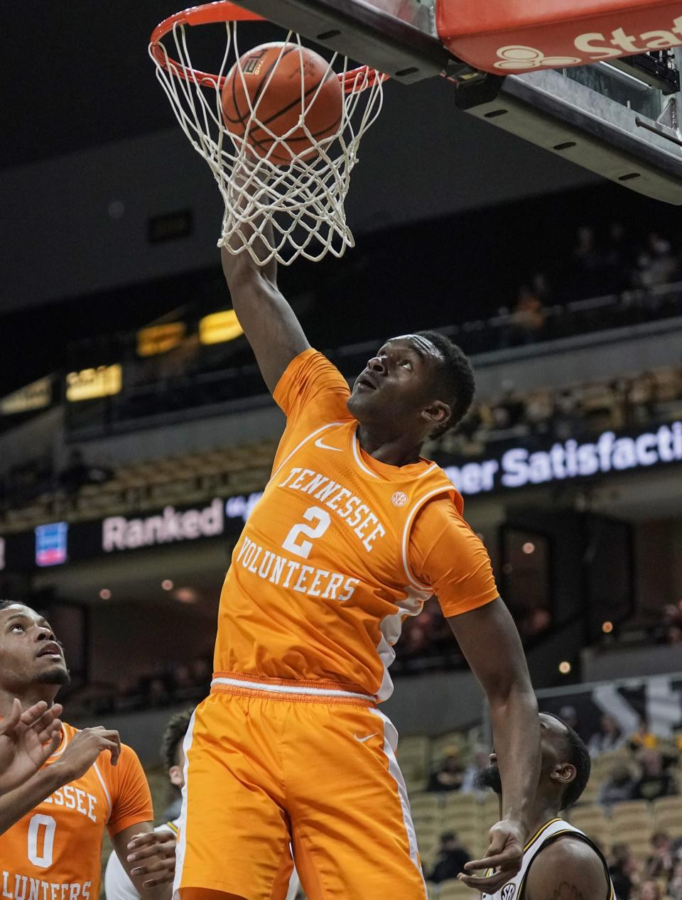 Tennessee basketball transfer Brandon Huntley-Hatfield announces commitment  to Louisville