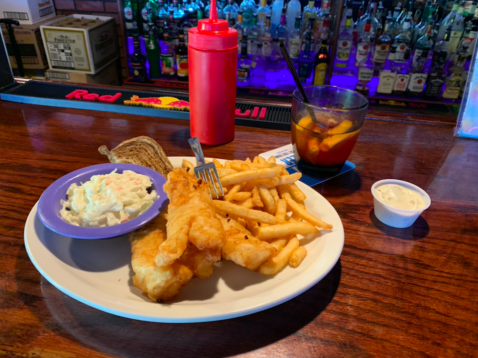 The fish fry at Wisco Grub & Pub in Des Moines is the real deal, especially with an old-fashioned made the Wisconsin way.