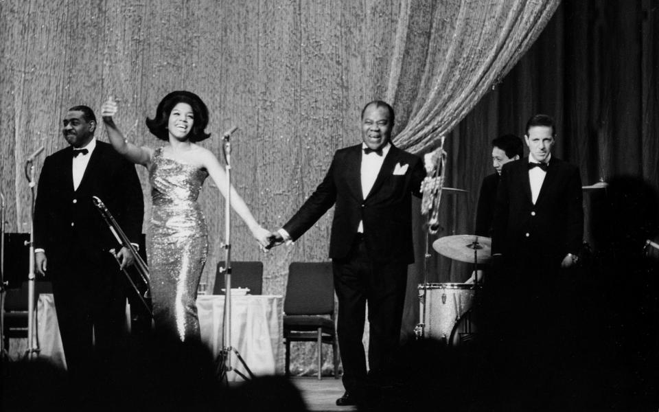 Louis Armstrong's performances in 1965 were a triumph on both sides of the Wall - uLLSTEIN bILD
