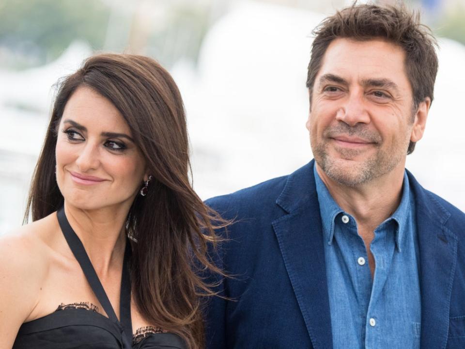 Penélope Cruz and Javier Bardem attend a photocall during the 71st annual Cannes Film Festival on 9 May 2018 in Cannes, France (Emma McIntyre/Getty Images)