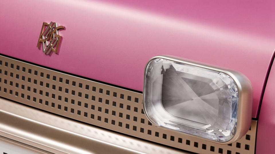 Renault 5 Diamant頭燈燈罩具有鑽石視覺感受。(圖片來源/ Renault)
