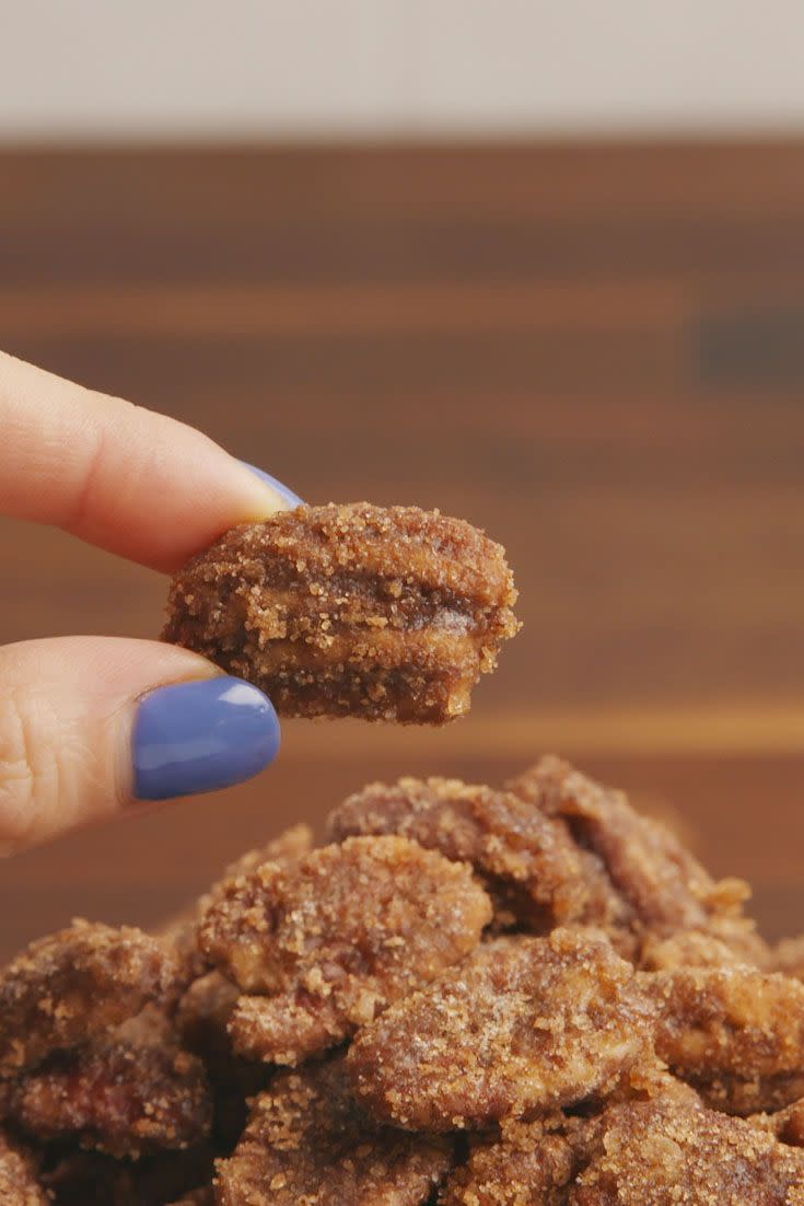 Slow Cooker Candied Pecans