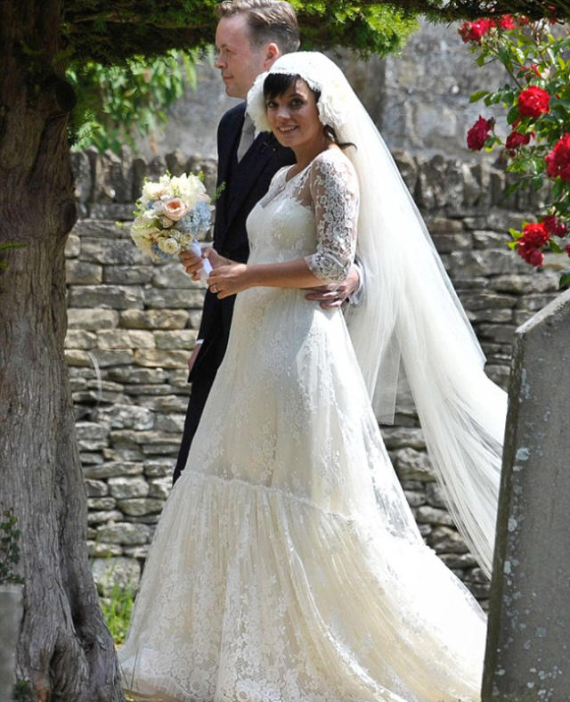 ashton kutcher mila kunis wedding