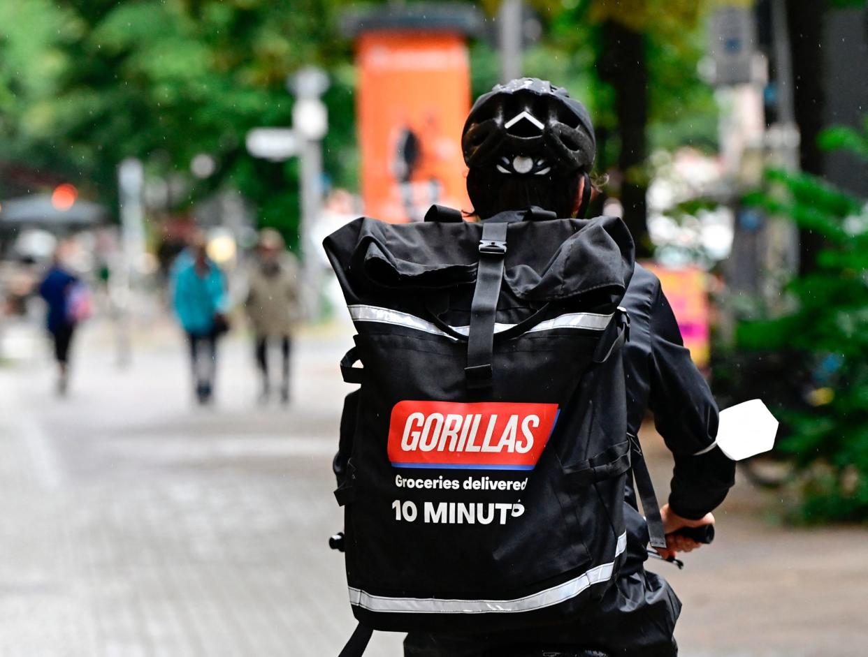 Gorillas-Fahrer wie dieser sind nun nicht mehr auf Belgiens Straßen zu sehen - Copyright: Tobias Schwarz/AFP via Getty Images