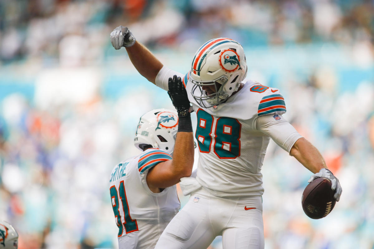 Dolphins Receive Top PFF Free Agency Grade - Miami Dolphins