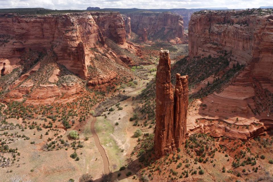 national monuments photos spider rock