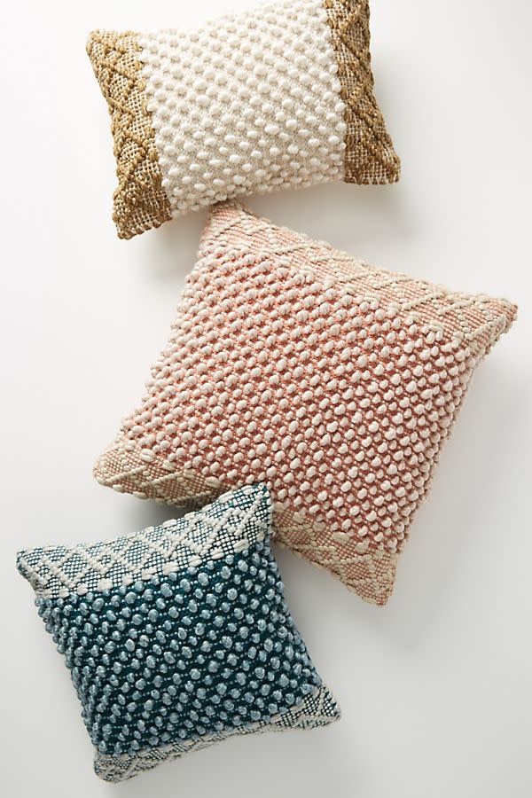 3) Textured Eva Pillow