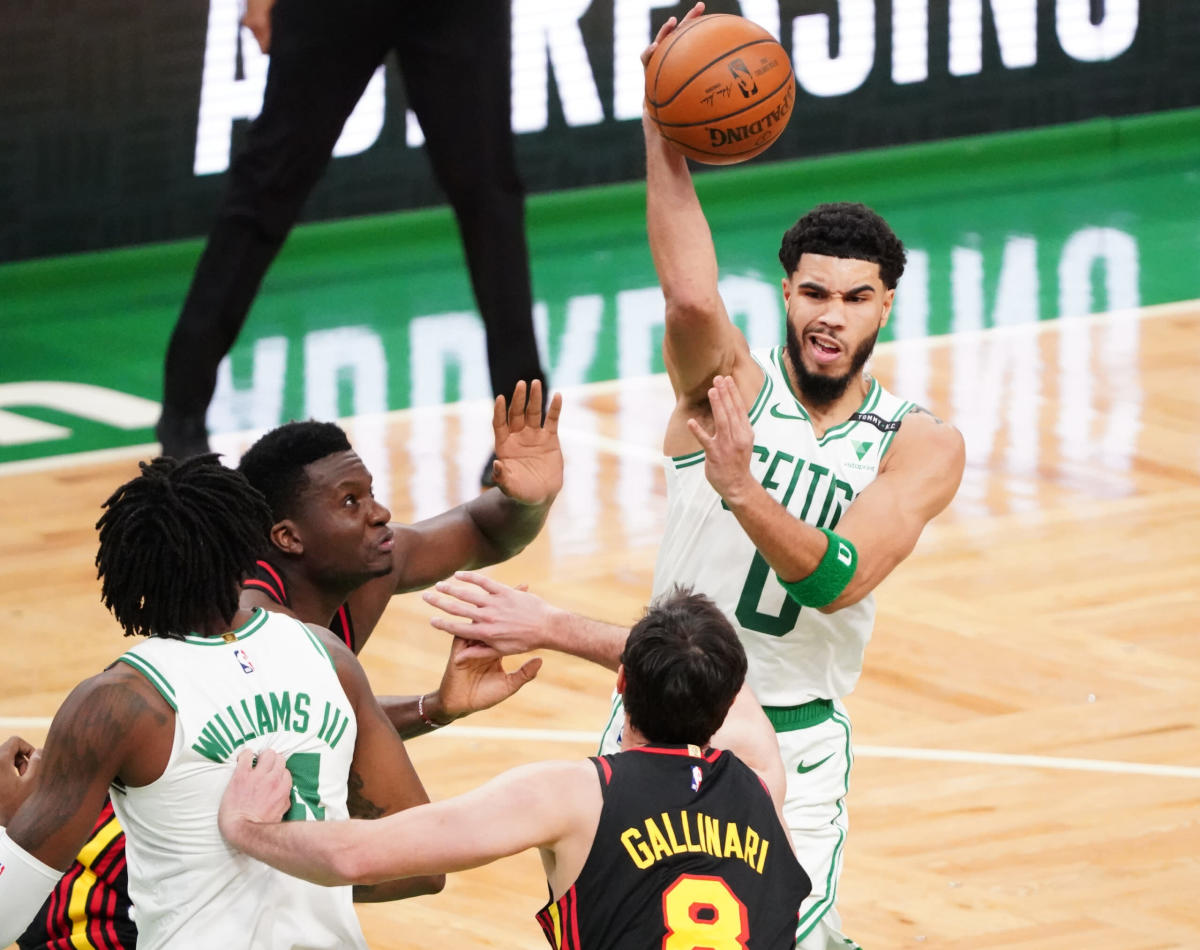 Report: Boston Celtics ‘linked to Danilo Gallinari and TJ Warren’ ahead of 2022 free agency start thumbnail