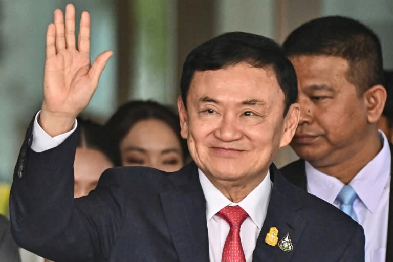 L'ancien Premier ministre thaïlandais Thaksin Shinawatra, à son arrivée à Bangkoké, le 22 août 2023 (Lillian SUWANRUMPHA)