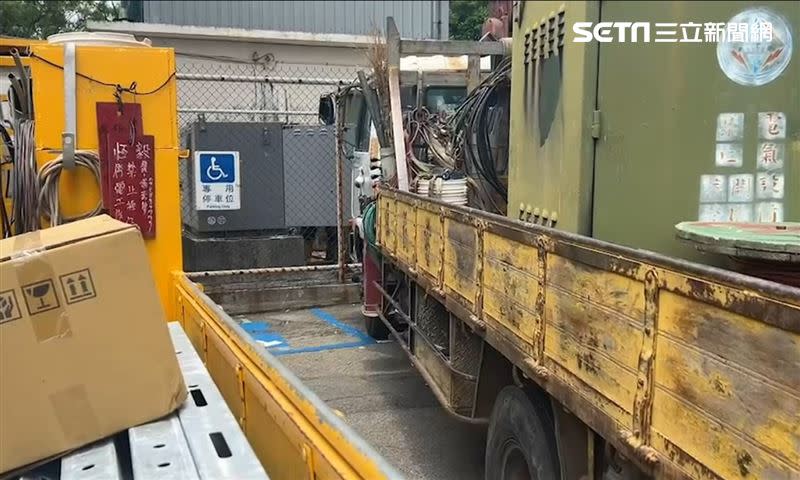 台灣大道六段台電高壓電設備爆炸故障造成停電。（圖／翻攝畫面）