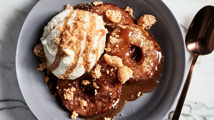 Apple Sundaes with Cider Caramel Sauce