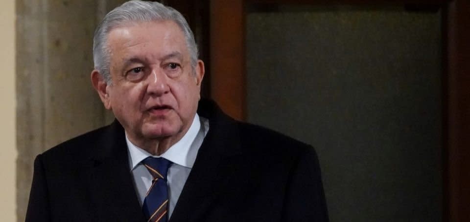 AMLO ingreso a hospital militar para ‘revisión médica’, informa Presidencia