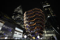 <p>Conocido también como Far West Side, este nuevo barrio se sitúa al oeste de la isla de Manhattan desde las calles 30 a la 34 entre las avenidas 10 y 11. (Foto: Mark Lennihan / AP). </p>