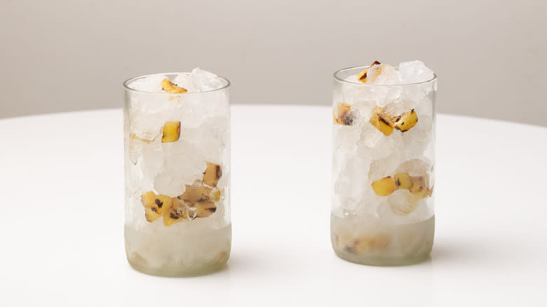 glasses with ice and pineapple