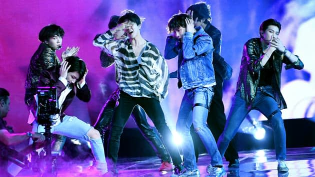 Quatre membres du groupe de K-pop BTS rejoignent les rangs de l'armée  coréenne - Le Parisien