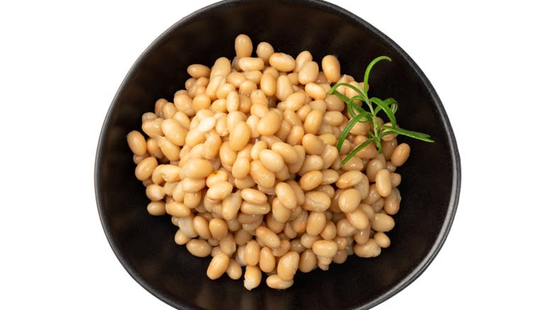 White beans black bowl